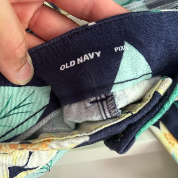 Old Navy Pixie Pants Jeans Chic Lemon Print Size 10 Stretch Skinny - Picture 5 of 16